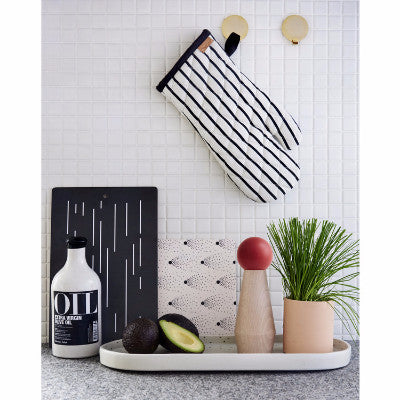 OYOY Nix Cutting Board