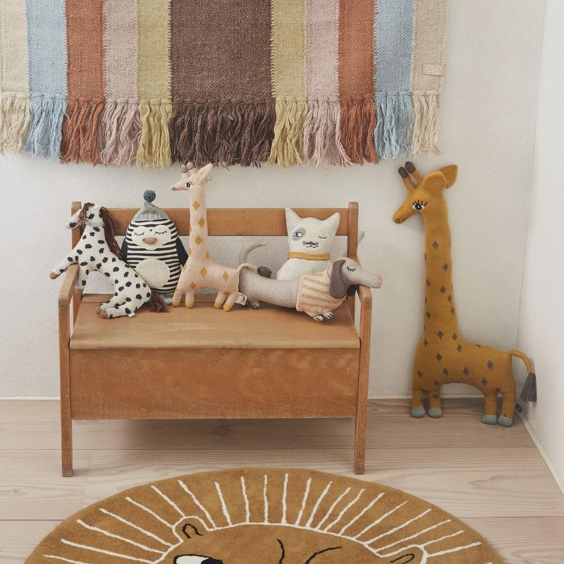 OYOY Baby Guggi Giraffe Knit Cushion